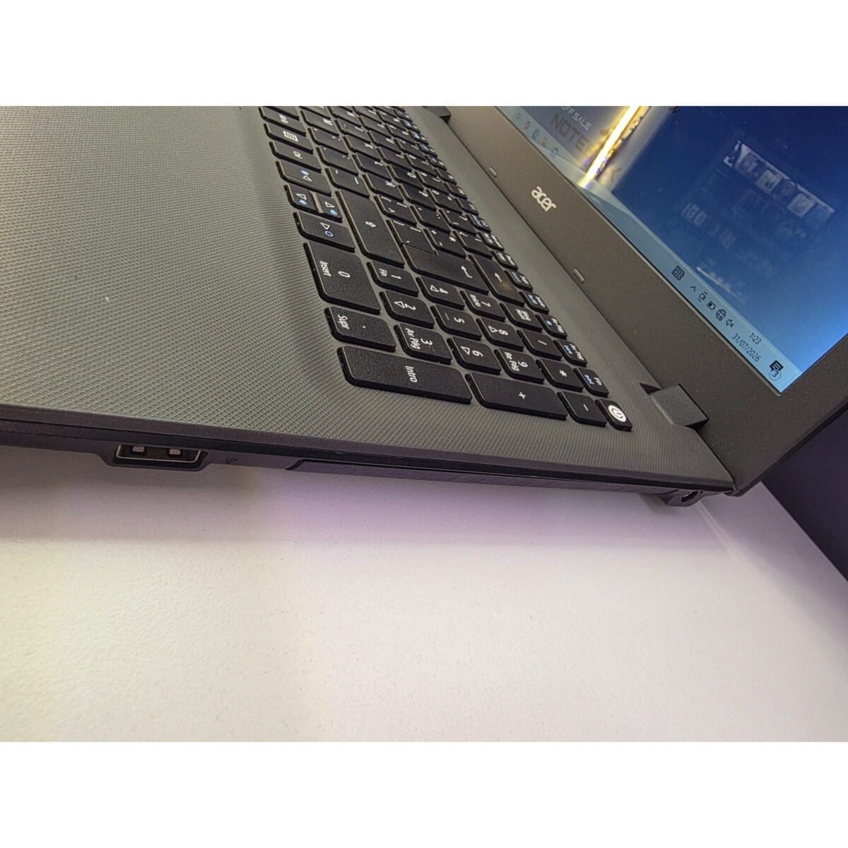 Acer ASPIRE E5-574 N15Q1 thumbnail 5